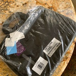 TARGUS TTL 416US BLACK REVOLUTION CHECK-POINT FRIENDLY LAPTOP BRIEFCASE BAG BNWT